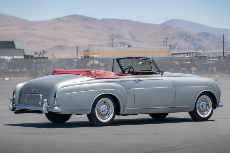 1958 Bentley S1 by H.J.Mulliner (Left Hand Drive)