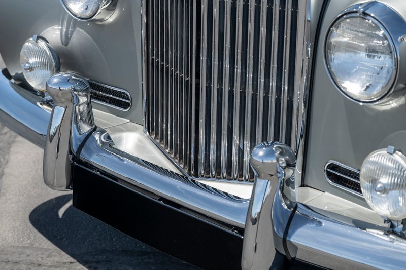 1958 Bentley S1 by H.J.Mulliner (Left Hand Drive)