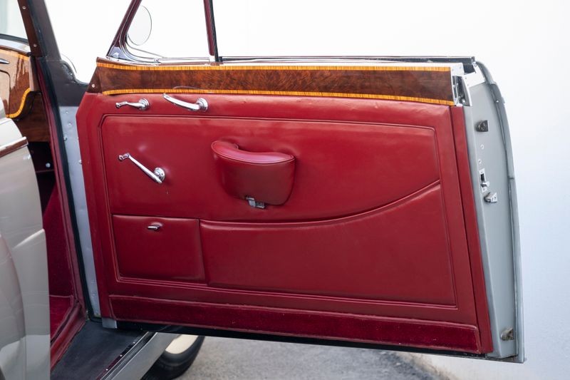1958 Bentley S1 by H.J.Mulliner (Left Hand Drive)