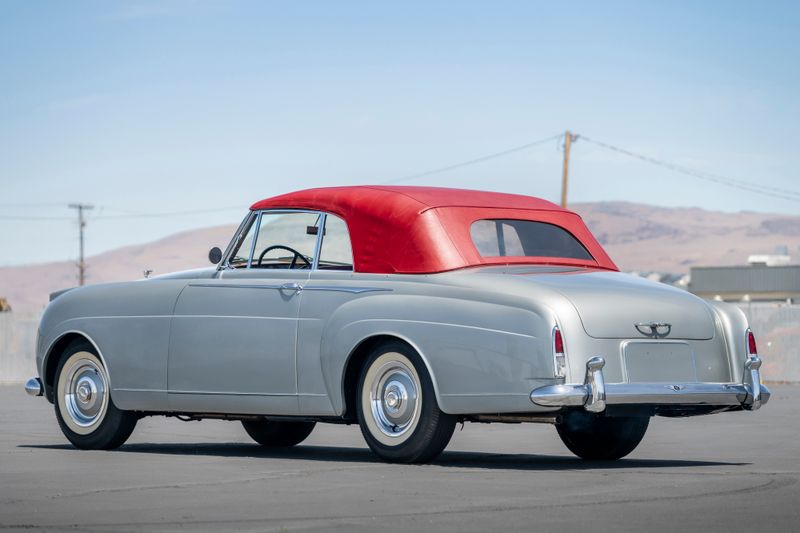 1958 Bentley S1 by H.J.Mulliner (Left Hand Drive)