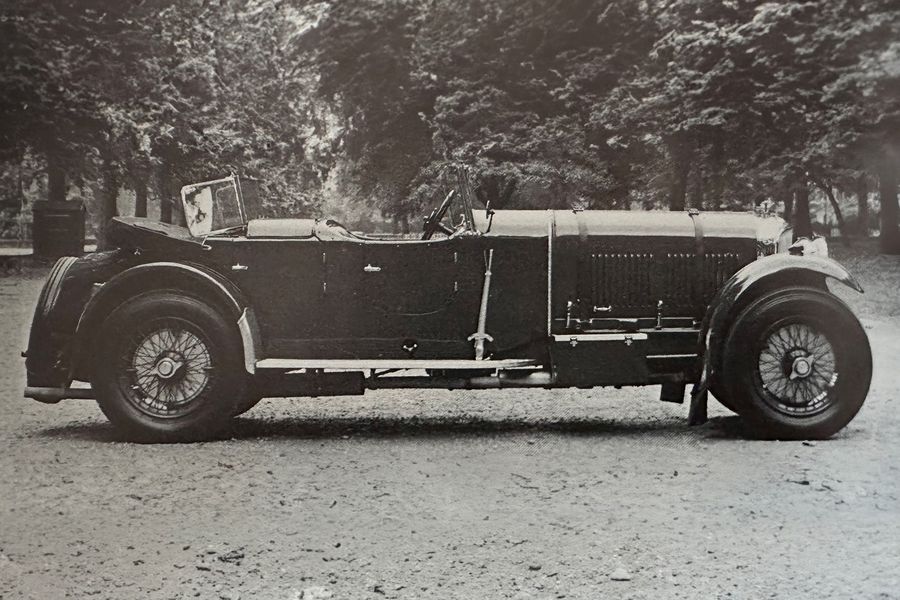 1929 Bentley Speed Six
by Vanden Plas