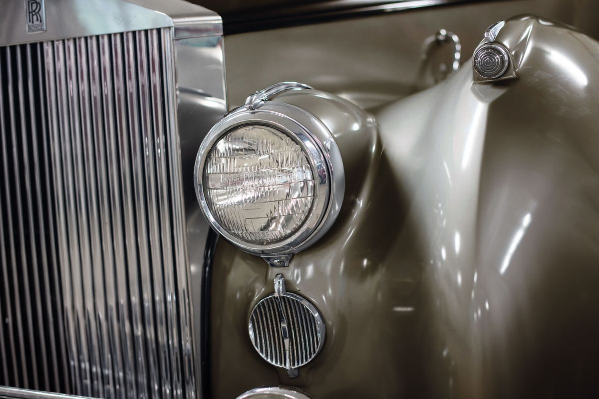 Rolls-Royce Silver Dawn & Silver Wraith